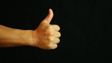 Stüdyo Chiangmai Tayland 'da yeşil geçmişi olan bir adam var..