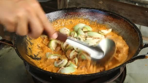 Nahsicht Auf Leckeres Asiatisches Essen Mit Gemüse — Stockvideo