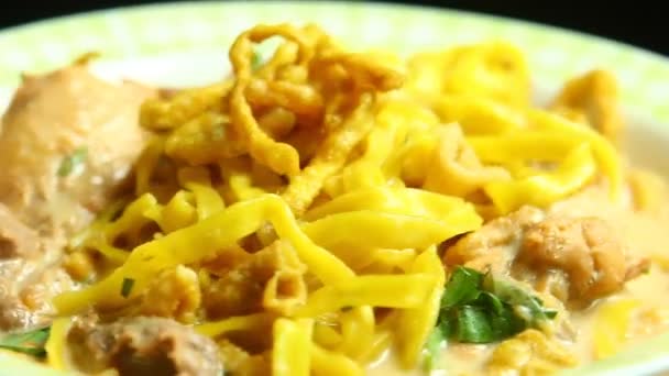 Yellow Noodles Bowl Thai Chinese Food — Stock Video