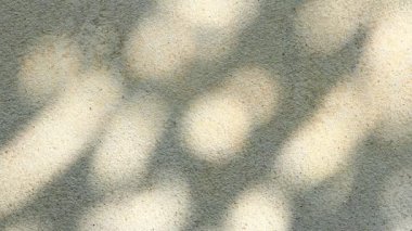 Duvarda gölgeler bırakır, Chiangmai Tayland açıklarında.