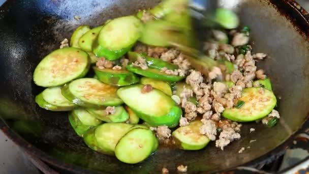 Frying Eggplants Minced Pork Pan Chiangmai Thailand — стокове відео