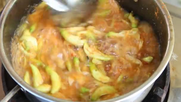 Cuisson Soupe Aigre Tamarin Avec Agasta Kang Som Cuisine Thaïlandaise — Video