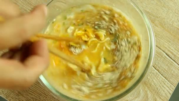 ボウルにインスタントラーメン — ストック動画