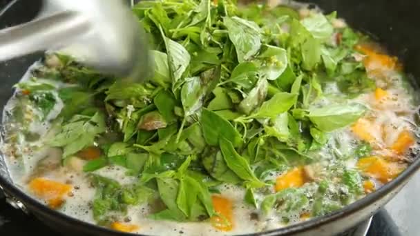 Matlagning Röd Curry Kastrull Thailändsk Berömd Mat — Stockvideo