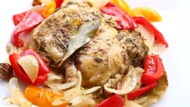 Izgara somon ve sebze. yiyecek fotoğrafçılığı.