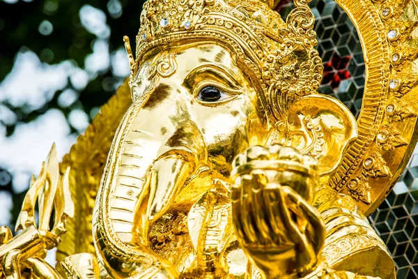 Estatua Ganesha Wat Pak Muang Chiangmai Tailandia — Foto de Stock