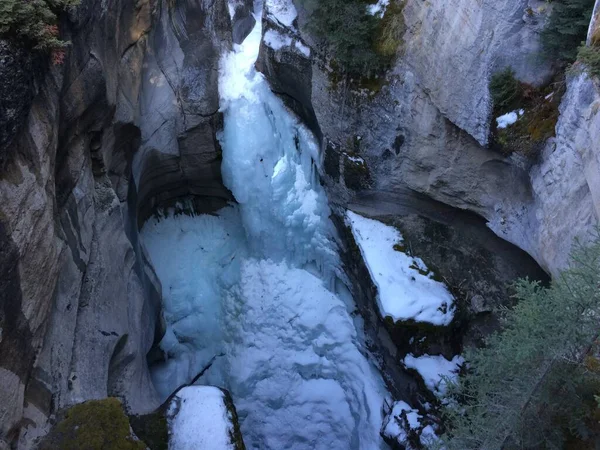 Parque Nacional Jasper Com Céu Azul Perfeito — Fotografia de Stock