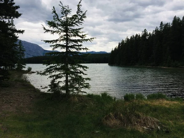 Minnewanka Loop Ten Noorden Van Banff — Stockfoto