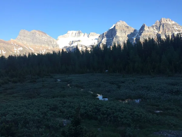 Área Del Lago Moraine Parque Nacional Banff —  Fotos de Stock