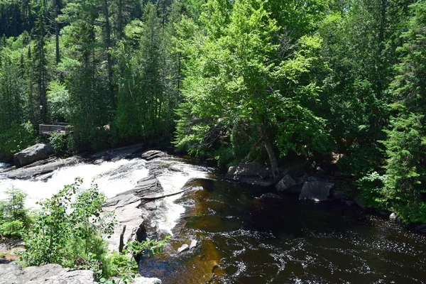 Cachoeira Parque Regional Calvaire Quebec — Fotografia de Stock