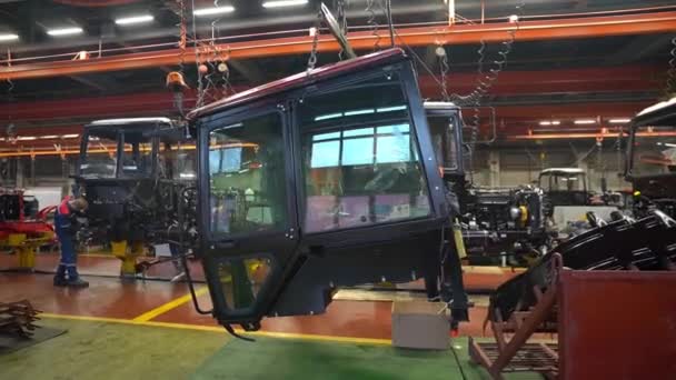 Moving Tractor Cab Shop Crane Beam Engine Located Bottom Tractor — Stock Video