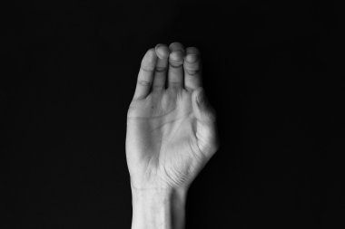 Dactil alfabesi C