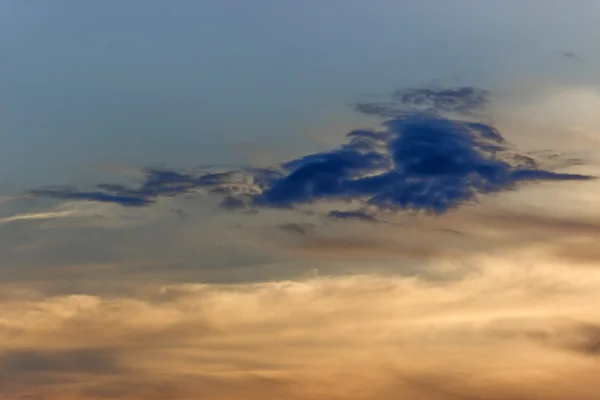 Awan dengan langit biru — Stok Foto