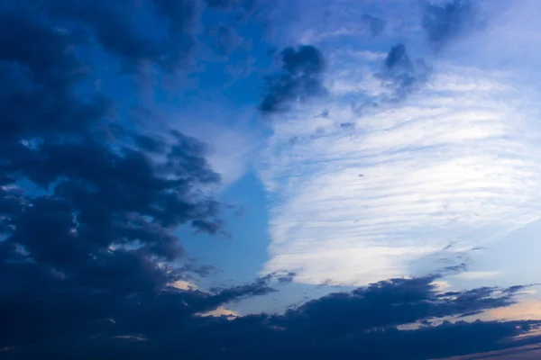 Awan dengan langit biru — Stok Foto