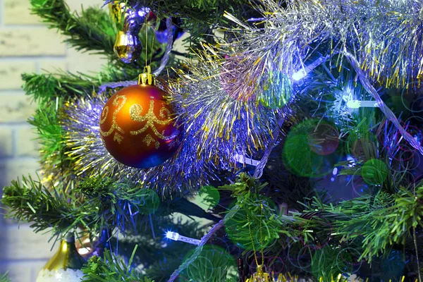 Albero di Natale decorato — Foto Stock