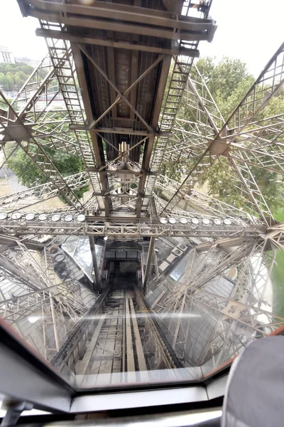 Sconvolgimento Della Torre Eiffel Parigi — Foto Stock