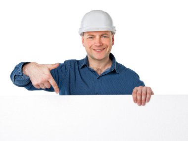 inşaat kask içinde adam