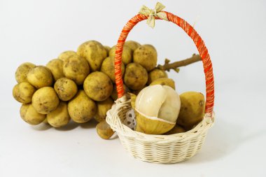 taze longkong ve sepet, lansium meyve