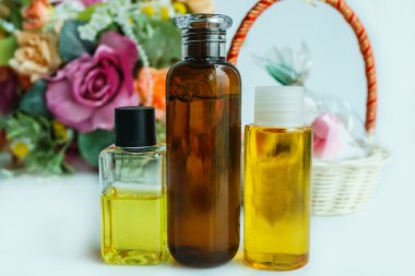 plastik şişeler ve kozmetik ambalaj