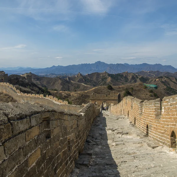 Maestoso grande muro di porcellana — Foto Stock