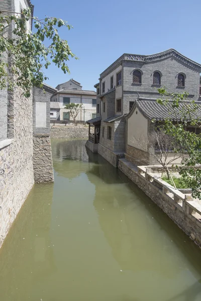 River and ancient Architecture in China — Stock Photo, Image