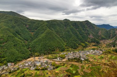 Güzel Çin yatay çekim