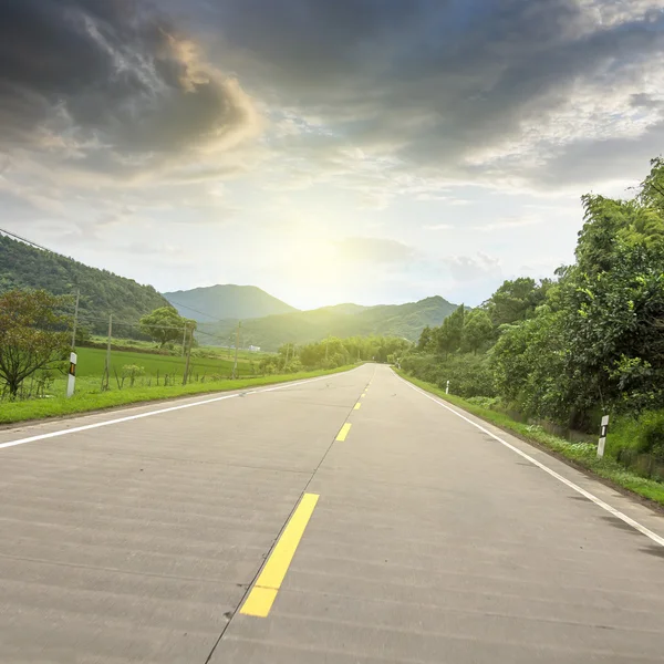 Güzel Çin yatay çekim