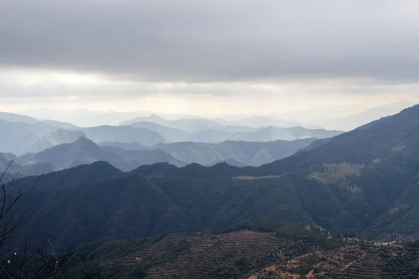 China undulating mountain backdrop — Stock Photo, Image