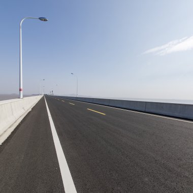 Deniz Köprüsü yol Çin