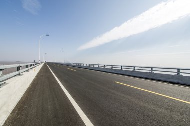 Deniz Köprüsü yol Çin