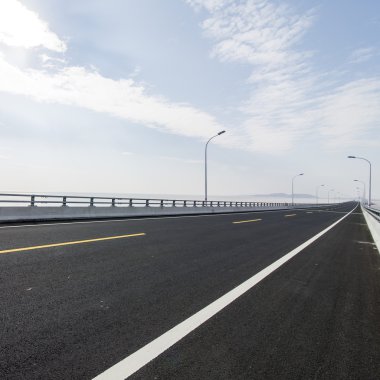 Deniz Köprüsü yol Çin