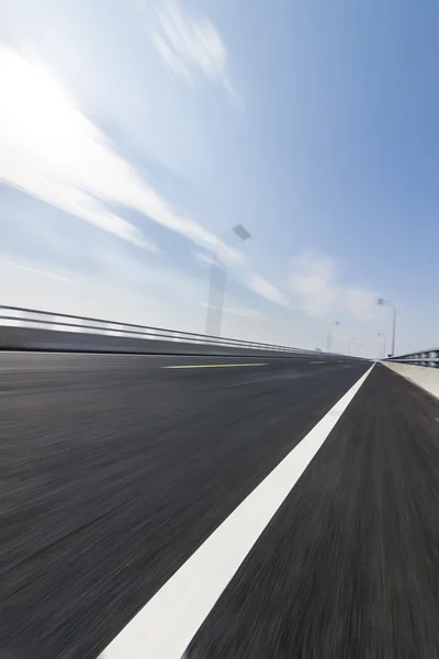 Deniz Köprüsü yol