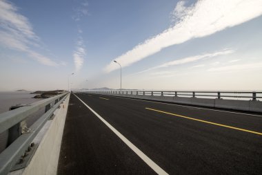 Deniz Köprüsü yol Çin