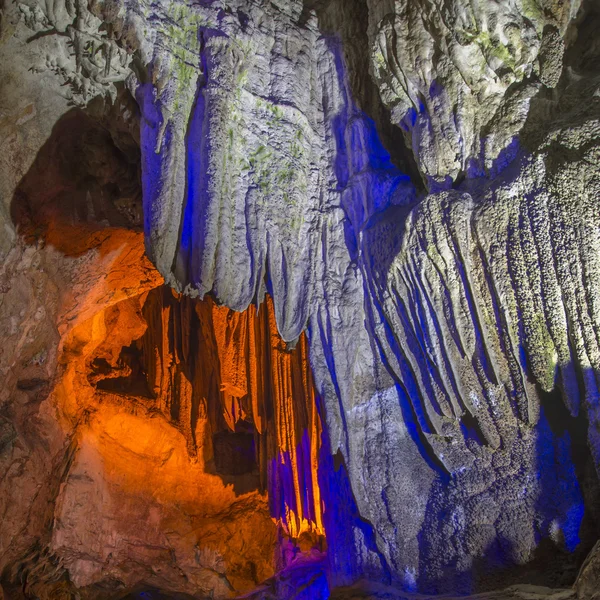 China caves, karst landforms. — Stock Photo, Image