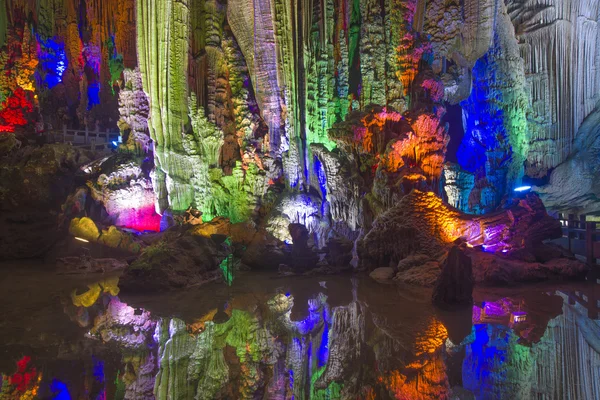 China caves karst landforms — Zdjęcie stockowe