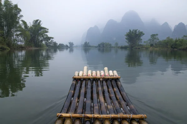 Bamboo rafting in Yulong River — Stock Fotó