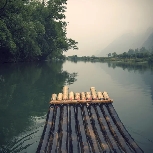 Bamboo rafting  in Yulong River — Φωτογραφία Αρχείου