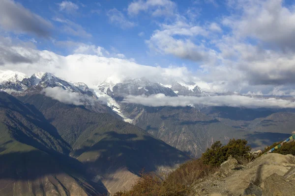 Shangri-La in Yunnan, China, "meili jokul" — Stockfoto