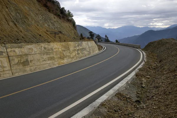 Fondo de carretera y montaña —  Fotos de Stock
