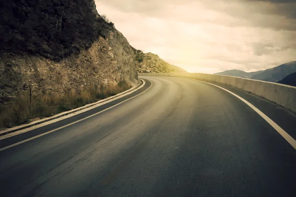 Dolambaçlı yol arka plan 