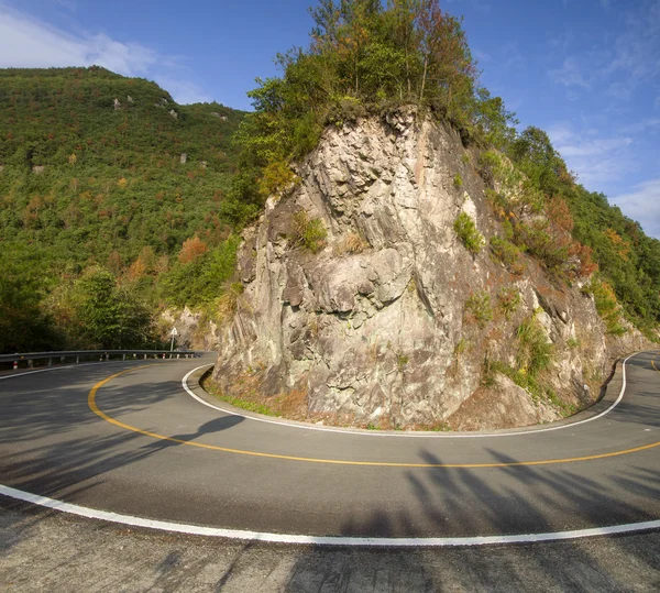 Winding road background — Stock Photo, Image