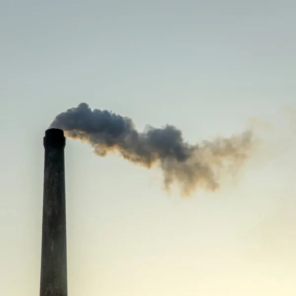 Загрязнение дымохода — стоковое фото