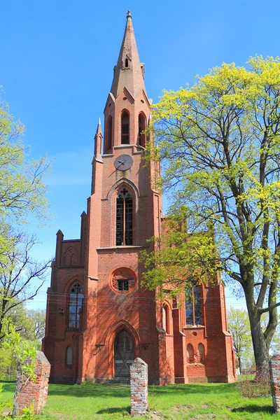 Lutheran brick Lutheran church of Heinrichswalde in Gothic style — Stock Photo, Image