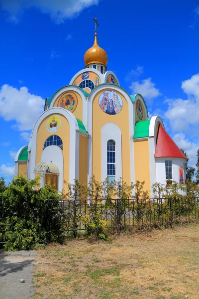 Die orthodoxe Kirche des Heiligen großen Märtyrers varvara — Stockfoto