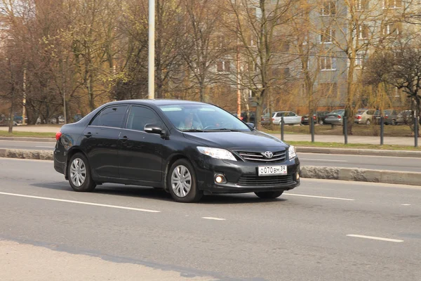 Siyah Toyota Corolla araba