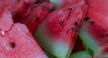                      cooked watermelon, cut into small pieces of watermelon          