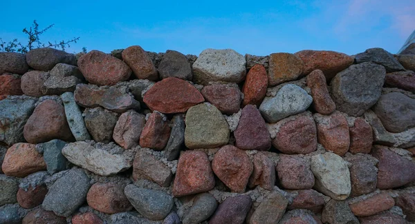 돌담의 구조는 돌들로 이루어진 벽이다 — 스톡 사진