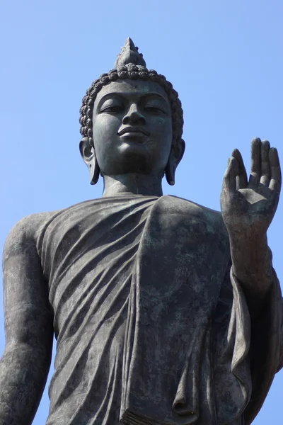 Stor buddha staty — Stockfoto