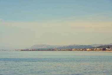 Kolimbari 'nin Girit adasındaki Akdeniz kıyısında. Boşluğu kopyala.