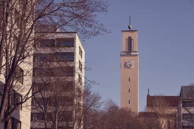 Turku, Finlandiya 'daki Martin Kilisesi' nin saat kulesi..